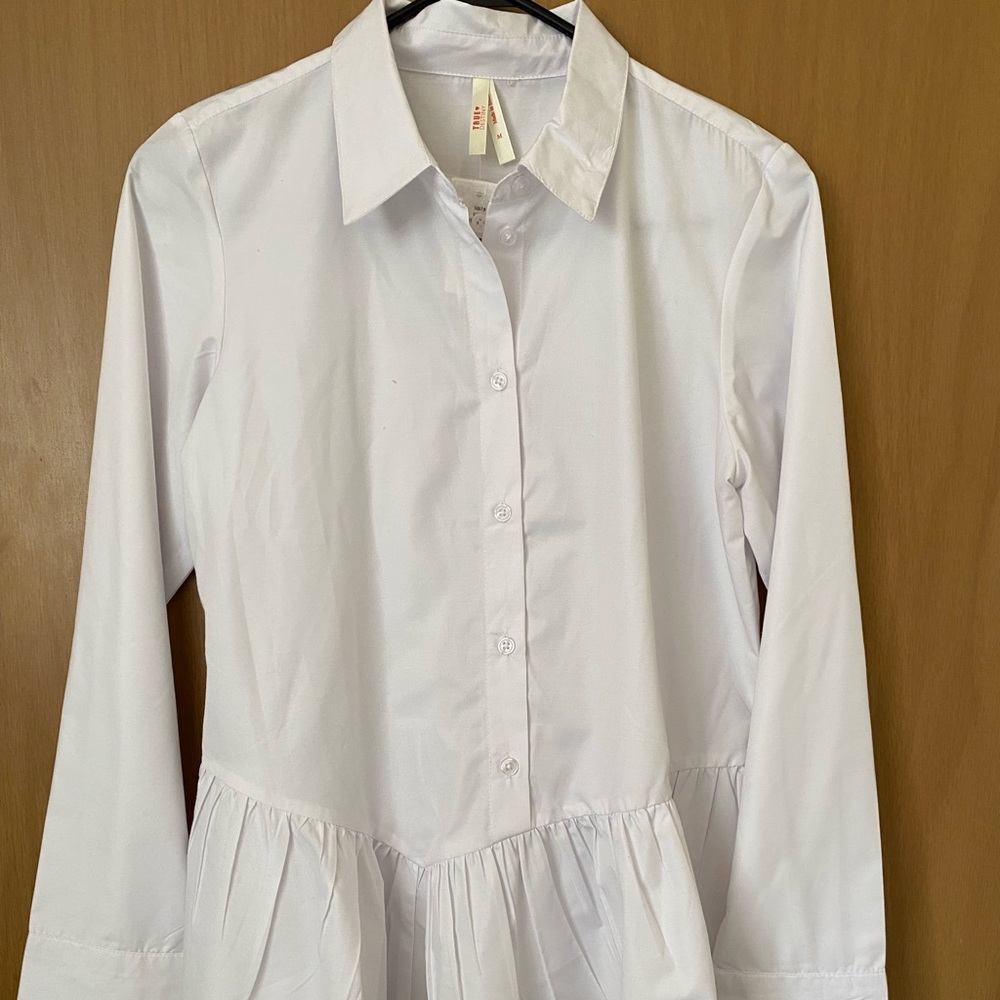 Long sleeve white blouse